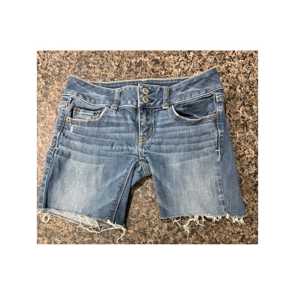 American Eagle Artist Denim Shorts Medium Wash Raw Hem Stretch Size 0